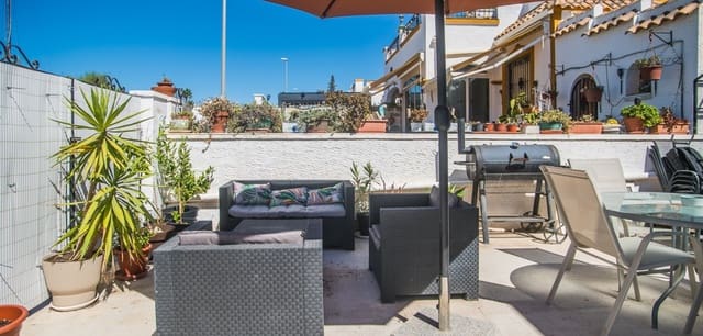 3 soverom Villa til salgs i Vistabella, Orihuela med svømmebasseng garasje - € 215 000 (Ref: 10060642)