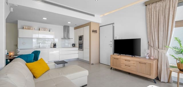 3 Zimmer Villa zu verkaufen in Villamartin, Orihuela mit Pool - 429.000 € (Ref: 10072870)