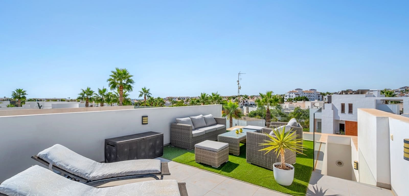 3 Zimmer Villa zu verkaufen in Villamartin mit Pool - 429.000 € (Ref: 10072870)
