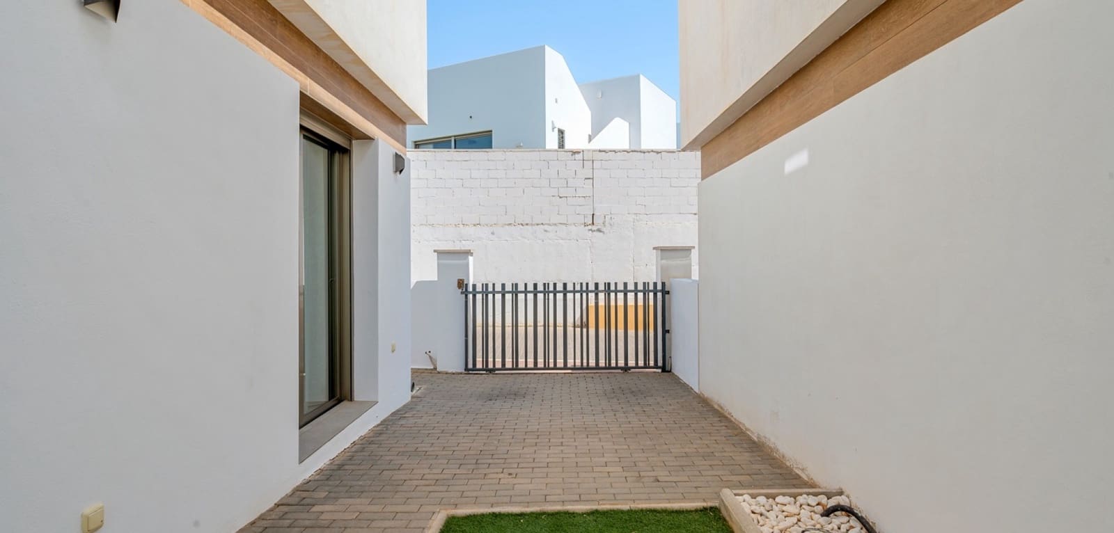 3 Zimmer Villa zu verkaufen in Villamartin mit Pool - 429.000 € (Ref: 10072870)