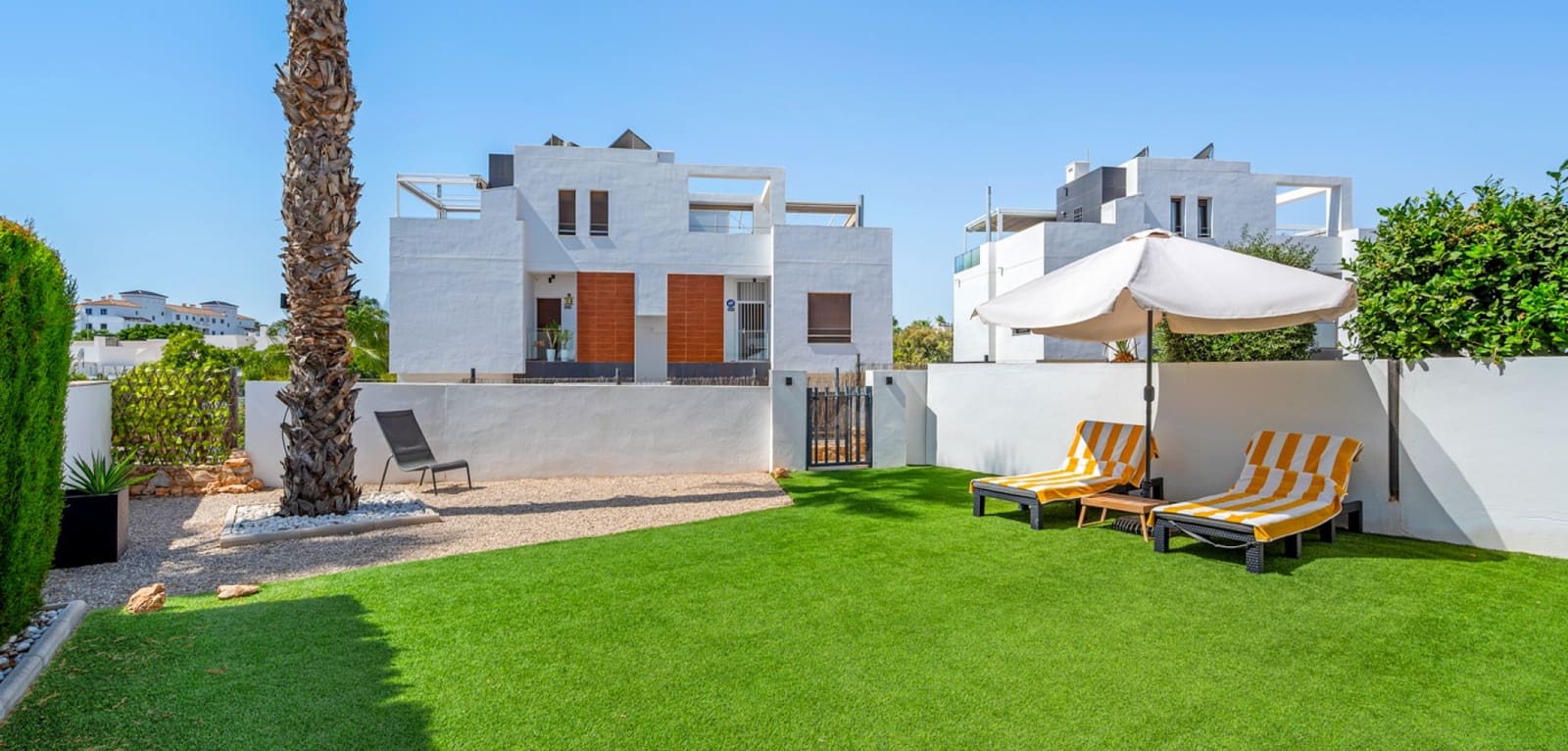3 Zimmer Villa zu verkaufen in Villamartin mit Pool - 429.000 € (Ref: 10072870)