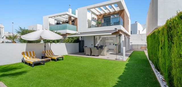 3 Zimmer Villa zu verkaufen in Villamartin, Orihuela mit Pool - 429.000 € (Ref: 10072870)