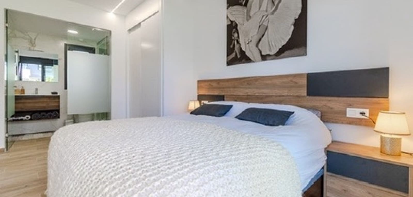 2 soveværelse Lejlighed til salg i Villamartin med swimmingpool - € 239.000 (Ref: 10072871)