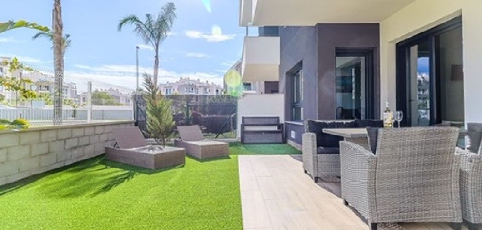 2 soveværelse Lejlighed til salg i Villamartin med swimmingpool - € 239.000 (Ref: 10072871)