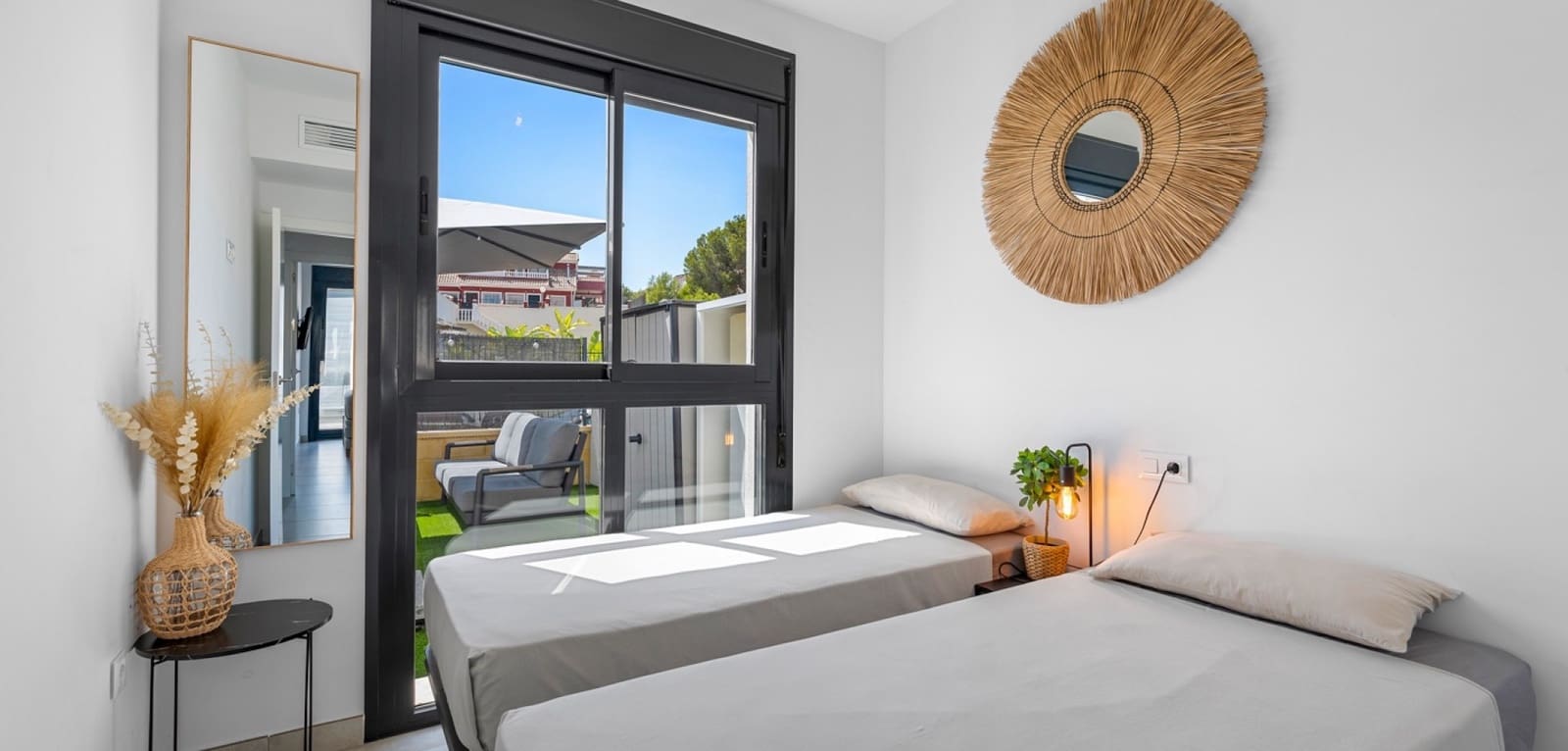 2 Zimmer Apartment zu verkaufen in Villamartin mit Pool - 279.000 € (Ref: 10072872)