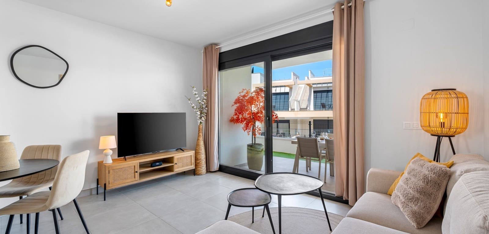 2 Zimmer Apartment zu verkaufen in Villamartin mit Pool - 279.000 € (Ref: 10072872)