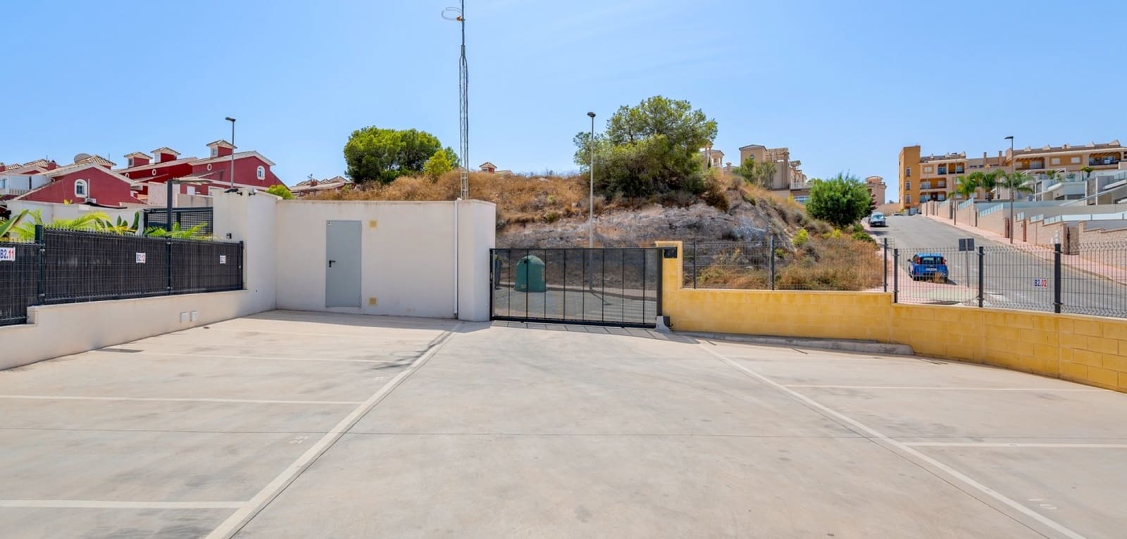2 Zimmer Apartment zu verkaufen in Villamartin mit Pool - 279.000 € (Ref: 10072872)