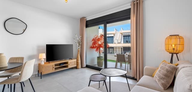Apartamento de 2 habitaciones en Villamartin, Orihuela en venta con piscina - 279.000 € (Ref: 10072872)