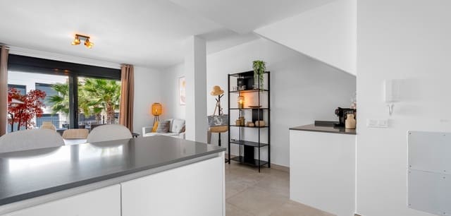 Apartamento de 2 habitaciones en Villamartin, Orihuela en venta con piscina - 279.000 € (Ref: 10072872)