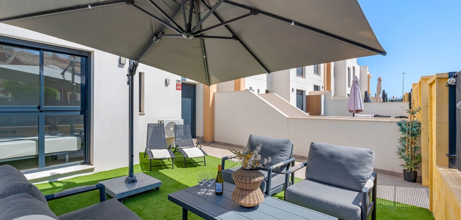 2 Zimmer Apartment zu verkaufen in Villamartin mit Pool - 279.000 € (Ref: 10072872)