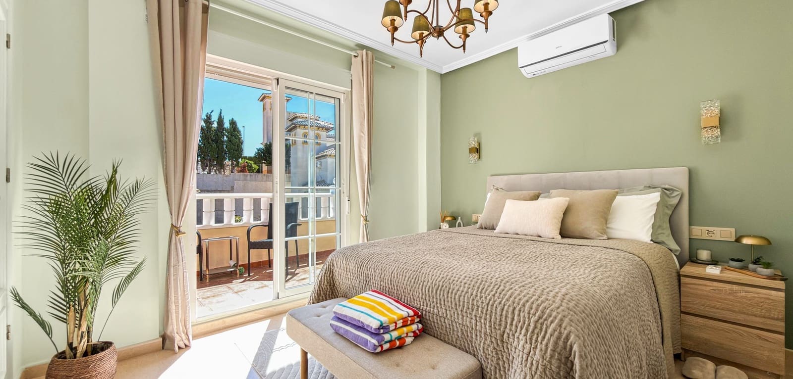 3 quarto Casa em Banda para venda em Orihuela Costa com piscina - 249 500 € (Ref: 10076837)