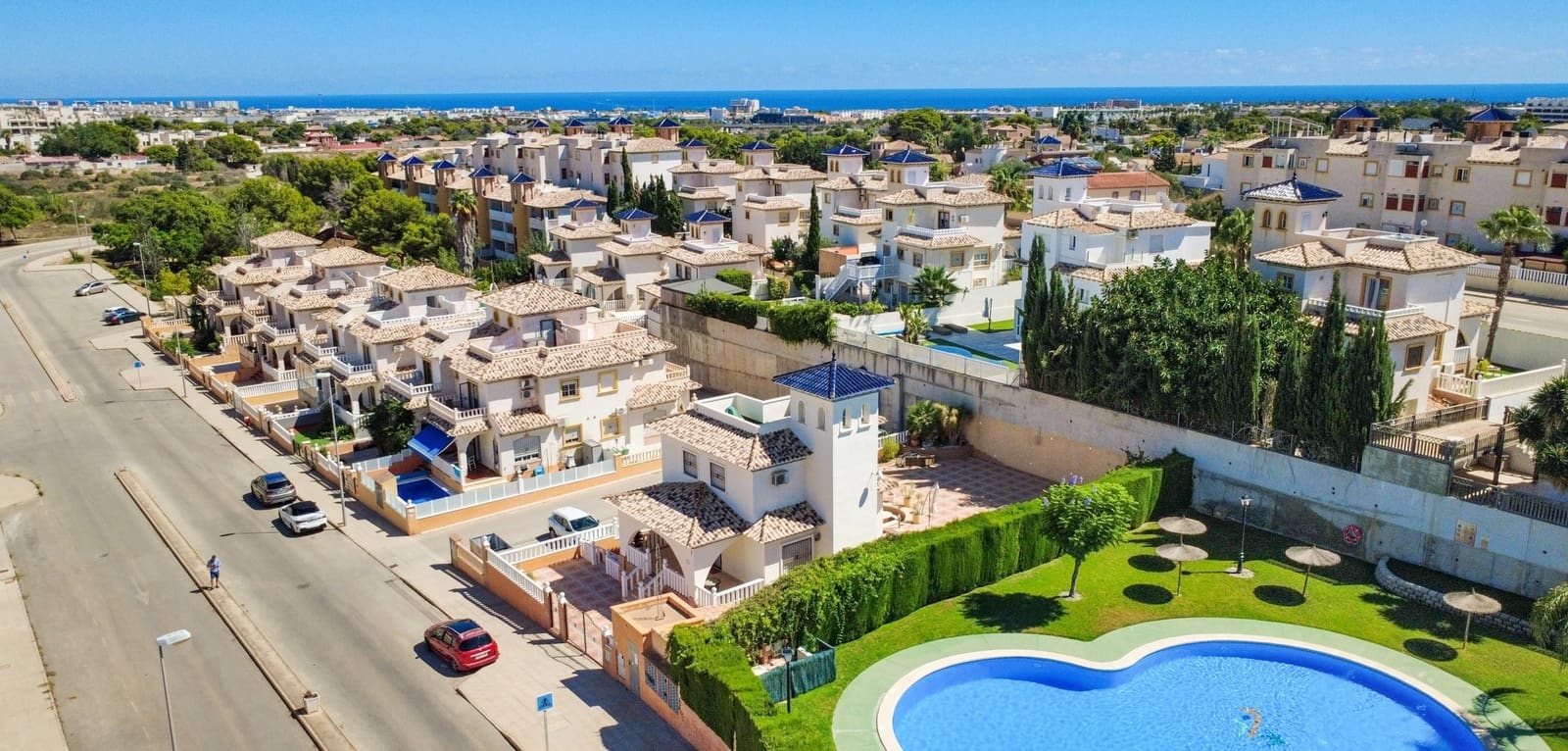 3 quarto Casa em Banda para venda em Orihuela Costa com piscina - 249 500 € (Ref: 10076837)