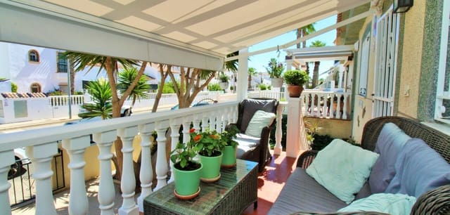 4 bedroom Villa for sale in Villamartin, Orihuela with pool - € 419,000 (Ref: 10082013)