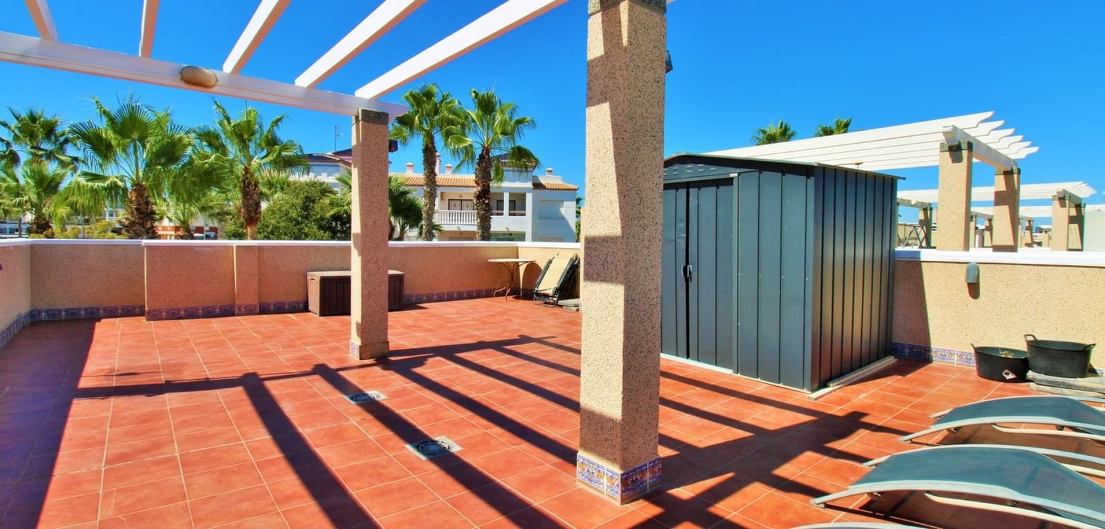 4 bedroom Villa for sale in Villamartin with pool - € 419,000 (Ref: 10082013)