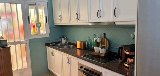 2 makuuhuone Huvila myytävänä paikassa Guardamar del Segura mukana uima-altaan - 299 500 € (Ref: 10082014)