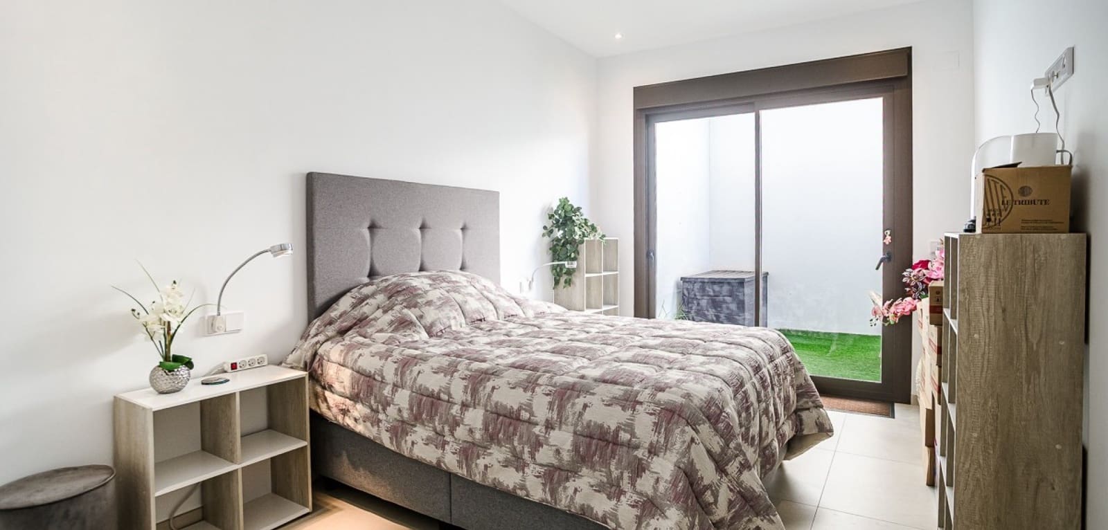 Chalet de 4 habitaciones en Rojales en venta con piscina garaje - 745.000 € (Ref: 10082015)