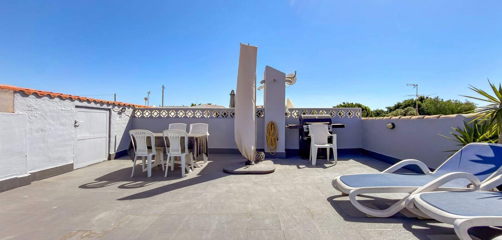 3 Zimmer Apartment zu verkaufen in Torrevieja mit Pool - 159.000 € (Ref: 10086754)