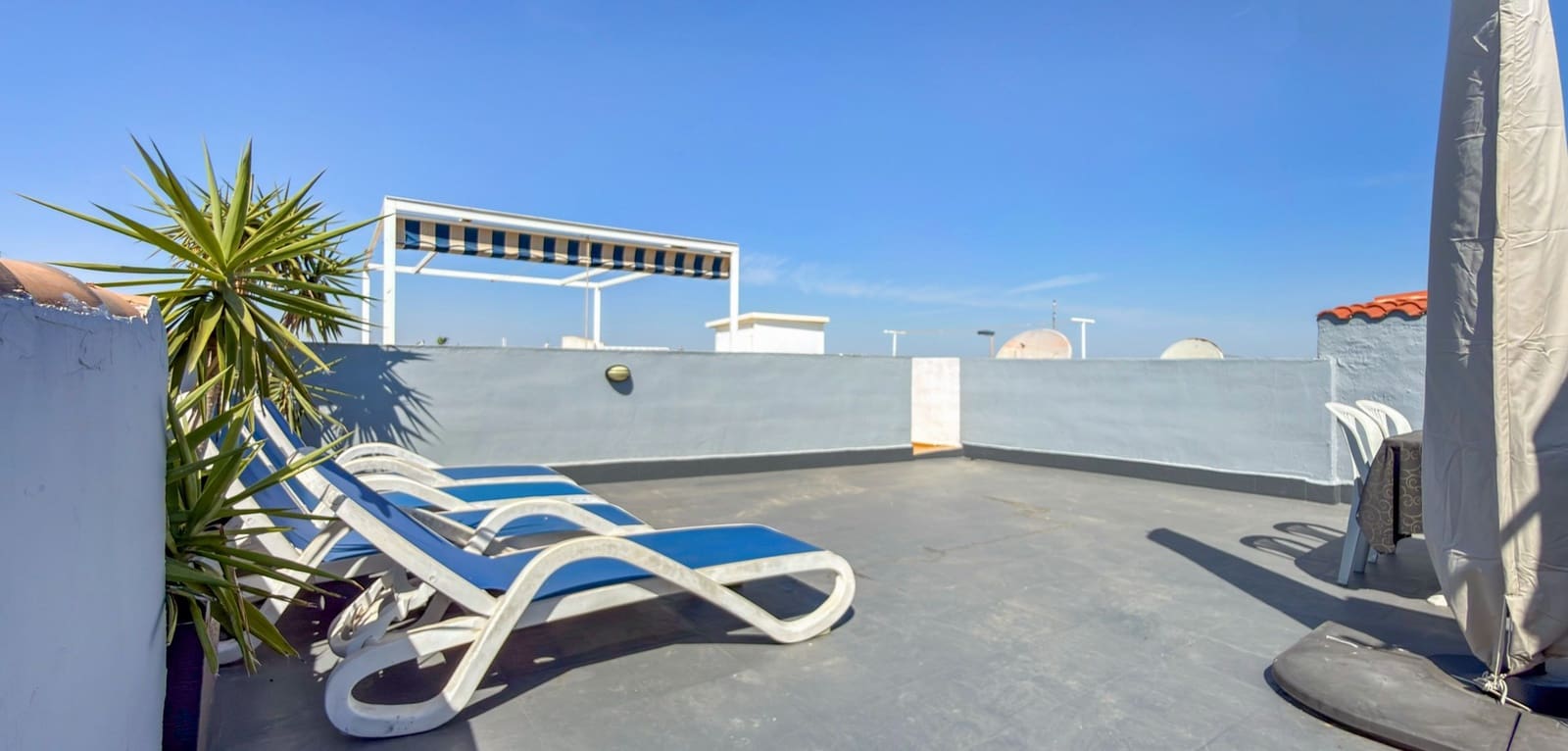 3 Zimmer Apartment zu verkaufen in Torrevieja mit Pool - 159.000 € (Ref: 10086754)