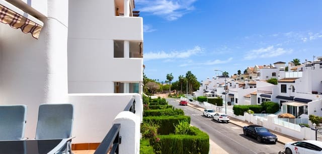 Apartamento de 2 habitaciones en Villamartin, Orihuela en venta con piscina - 269.000 € (Ref: 10091347)
