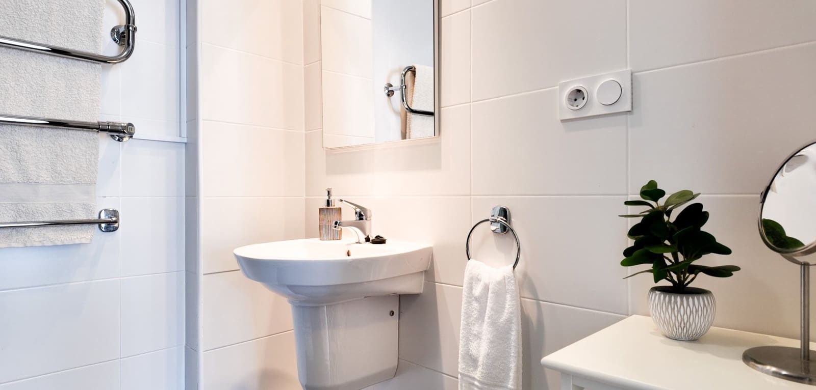Apartamento de 2 habitaciones en Villamartin en venta con piscina - 269.000 € (Ref: 10091347)