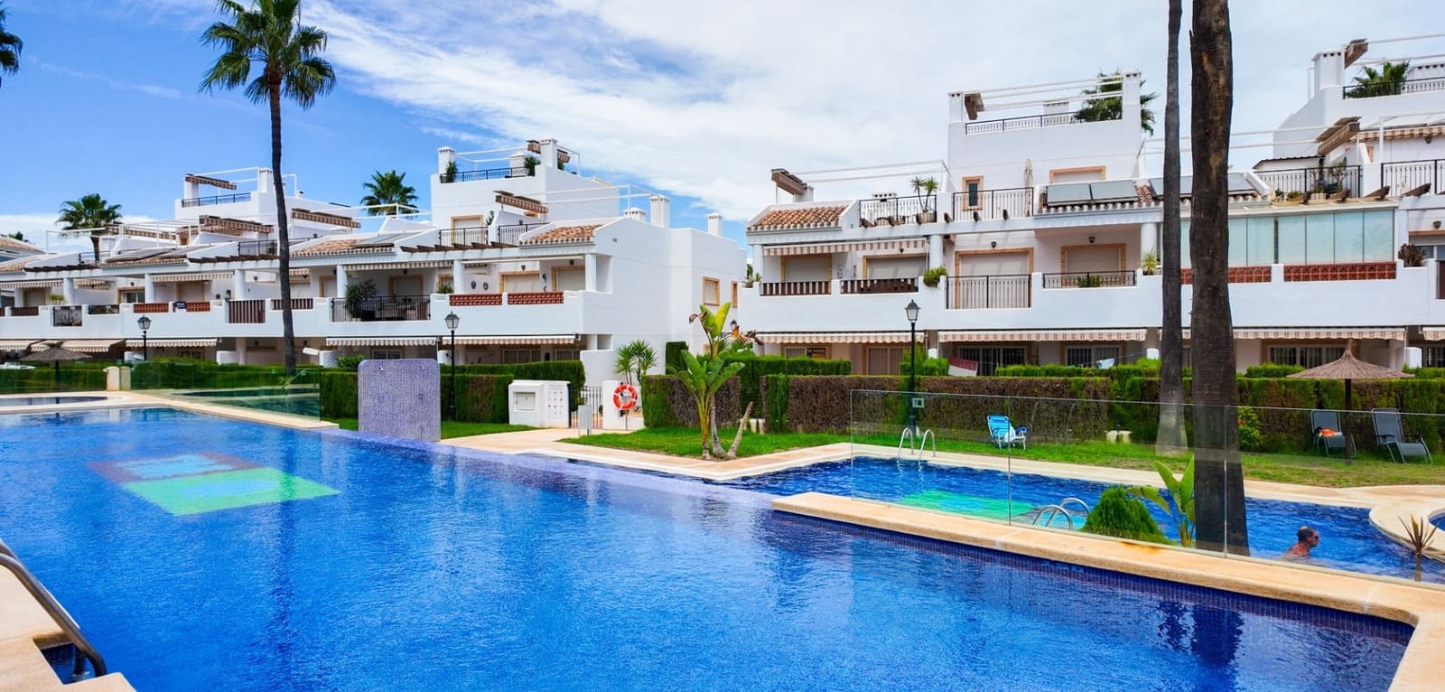 Apartamento de 2 habitaciones en Villamartin en venta con piscina - 269.000 € (Ref: 10091347)