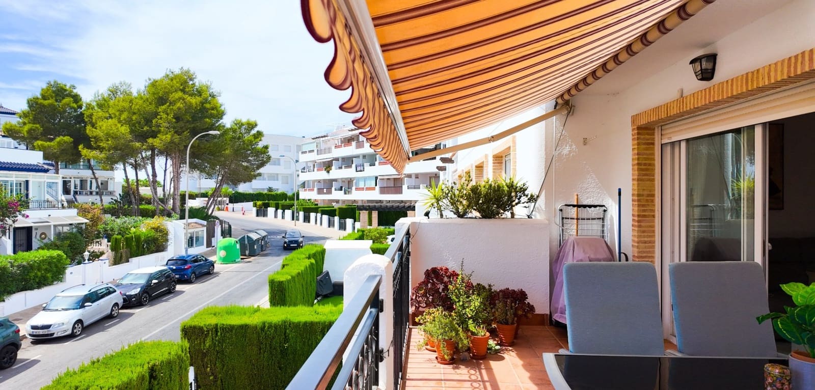 Apartamento de 2 habitaciones en Villamartin en venta con piscina - 269.000 € (Ref: 10091347)