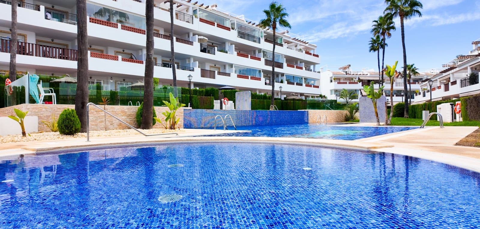 Apartamento de 2 habitaciones en Villamartin en venta con piscina - 269.000 € (Ref: 10091347)