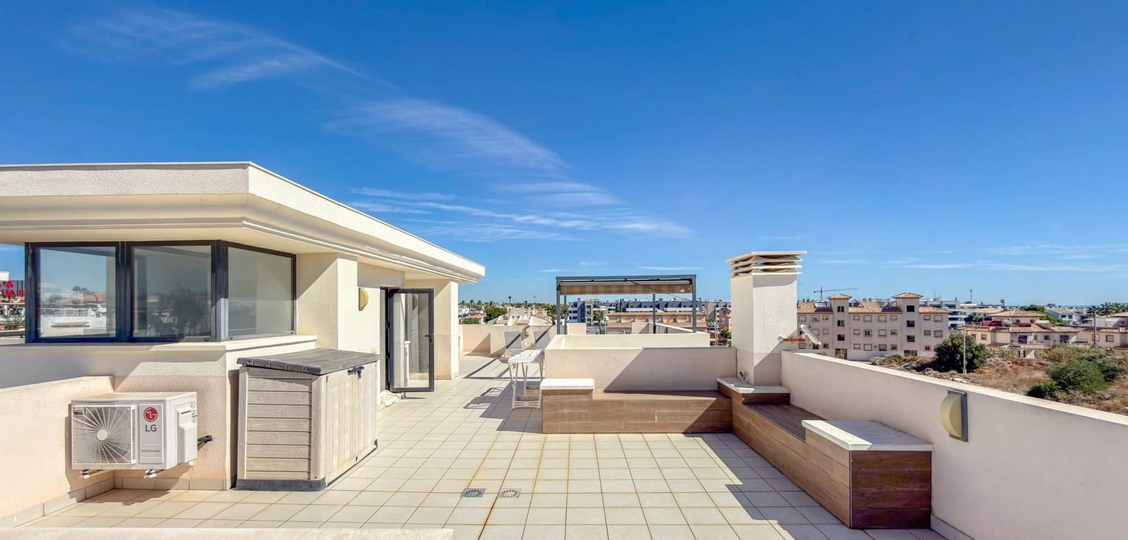 3 soveværelse Lejlighed til salg i La Zenia med swimmingpool garage - € 510.000 (Ref: 10099480)