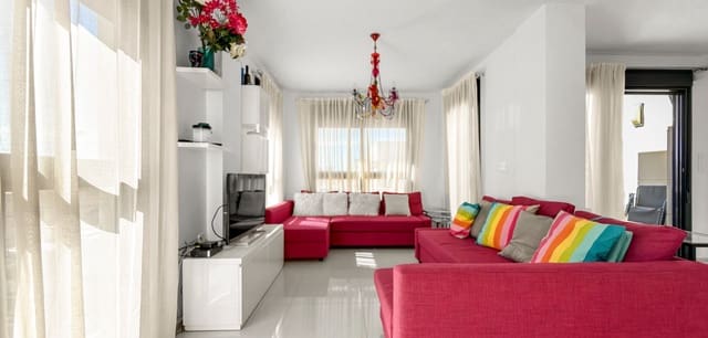Apartamento de 3 habitaciones en La Zenia, Orihuela en venta con piscina garaje - 510.000 € (Ref: 10099480)