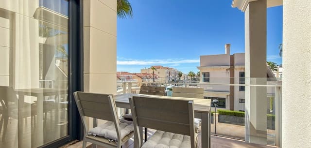 Apartamento de 3 habitaciones en La Zenia, Orihuela en venta con piscina garaje - 510.000 € (Ref: 10099480)