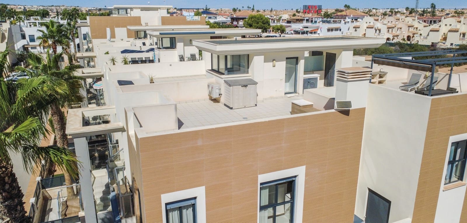 3 soveværelse Lejlighed til salg i La Zenia med swimmingpool garage - € 510.000 (Ref: 10099480)