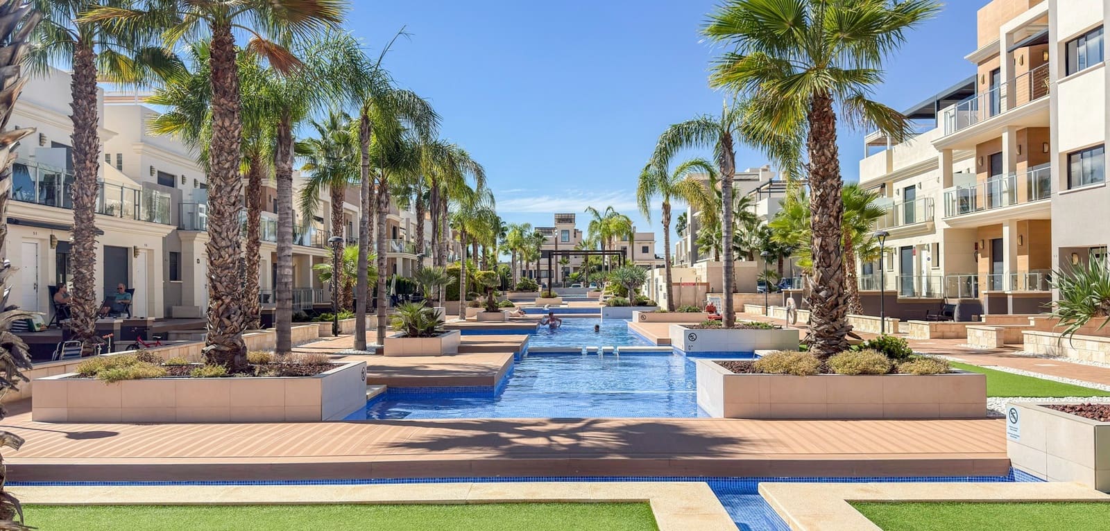 3 soveværelse Lejlighed til salg i La Zenia med swimmingpool garage - € 510.000 (Ref: 10099480)