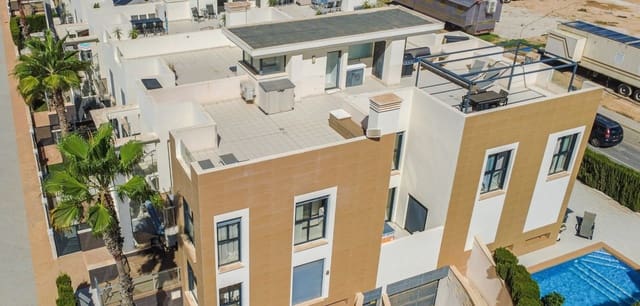 Apartamento de 3 habitaciones en La Zenia, Orihuela en venta con piscina garaje - 510.000 € (Ref: 10099480)