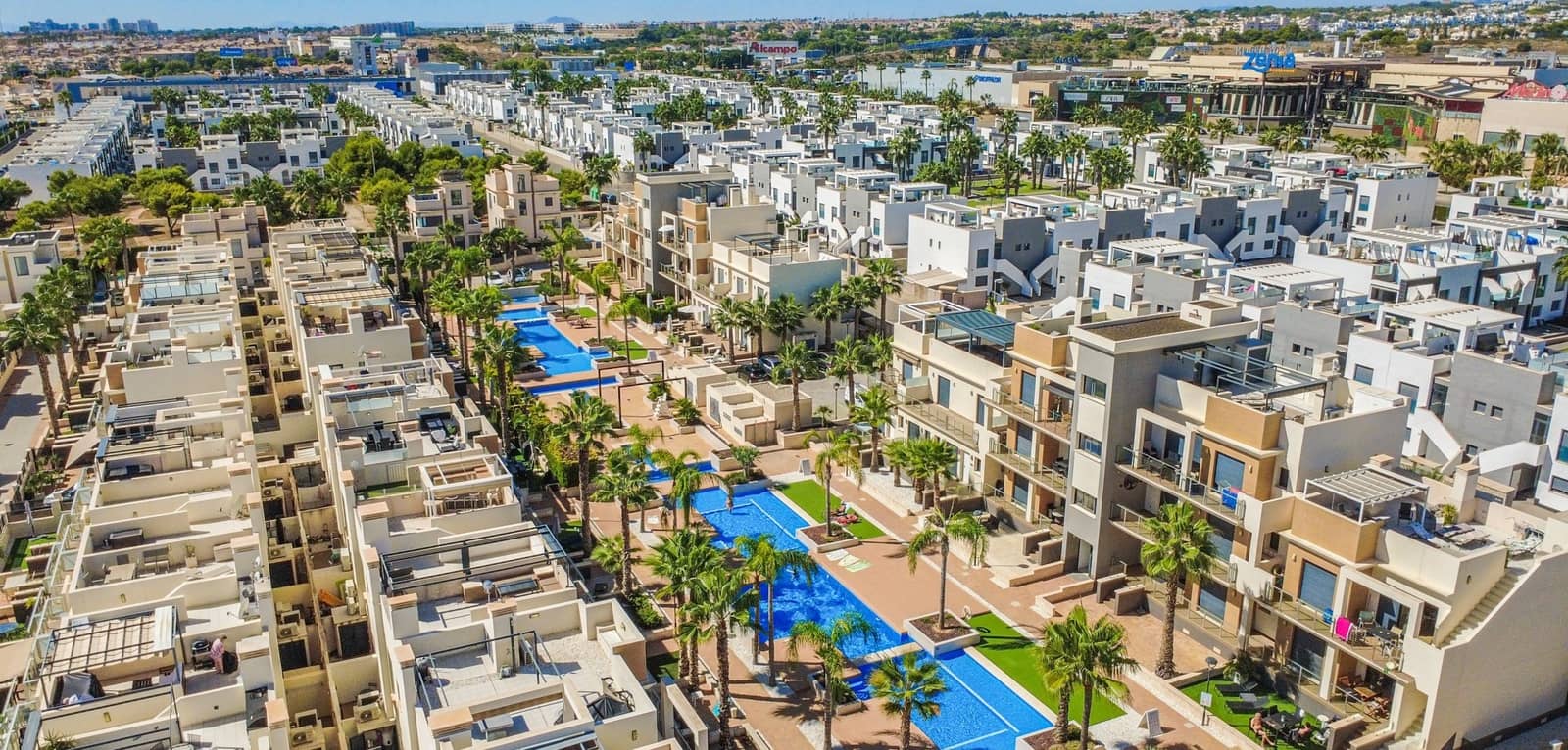 3 soveværelse Lejlighed til salg i La Zenia med swimmingpool garage - € 510.000 (Ref: 10099480)