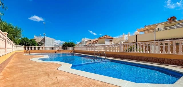 3 chambre Maison de Ville à vendre à Los Altos avec piscine - 249 900 € (Ref: 10100543)
