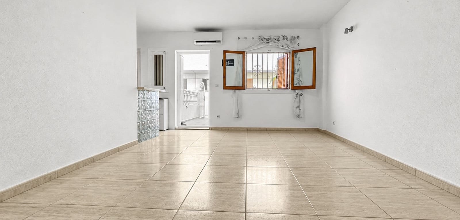 2 Zimmer Apartment zu verkaufen in Cabo Roig - 165.000 € (Ref: 10112151)