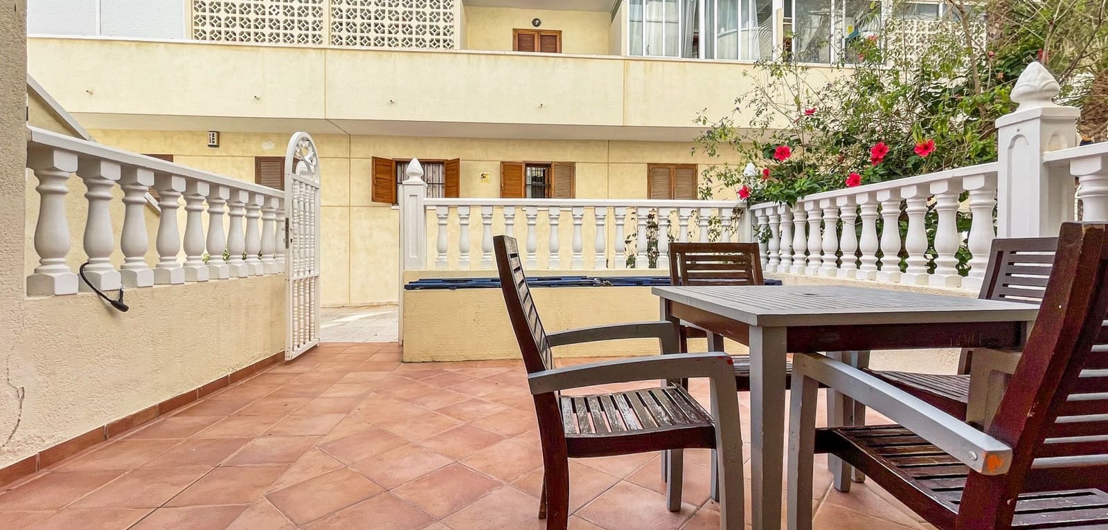 2 Zimmer Apartment zu verkaufen in Cabo Roig - 165.000 € (Ref: 10112151)