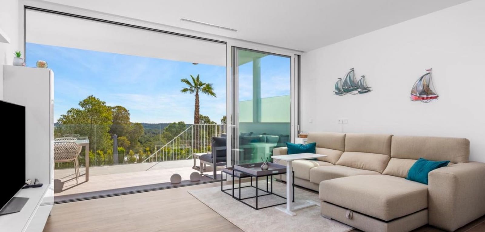 Apartamento de 2 habitaciones en Las Colinas Golf en venta con piscina garaje - 475.000 € (Ref: 10125021)