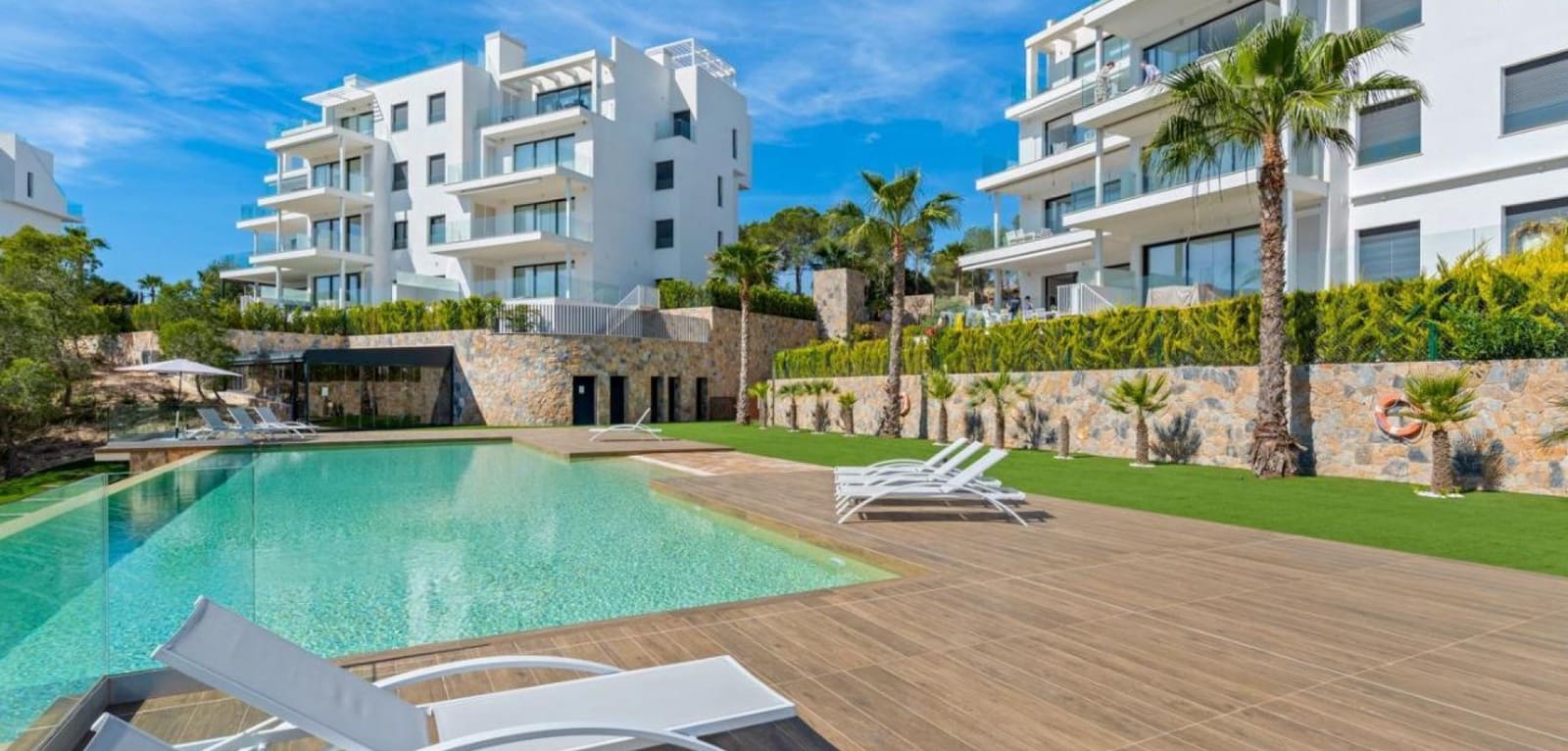 Apartamento de 2 habitaciones en Las Colinas Golf en venta con piscina garaje - 475.000 € (Ref: 10125021)