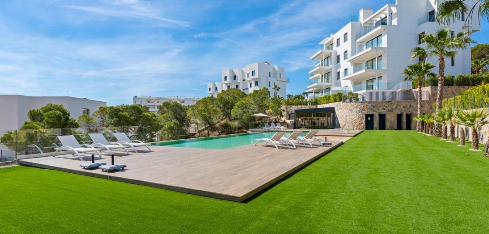 Apartamento de 2 habitaciones en Las Colinas Golf en venta con piscina garaje - 475.000 € (Ref: 10125021)