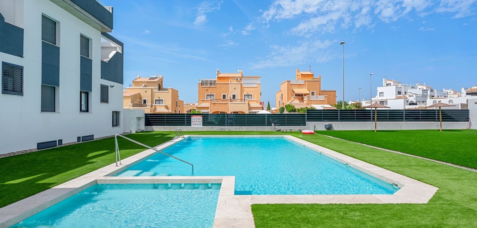 2 soveværelse Lejlighed til salg i Orihuela med swimmingpool garage - € 249.500 (Ref: 10125022)