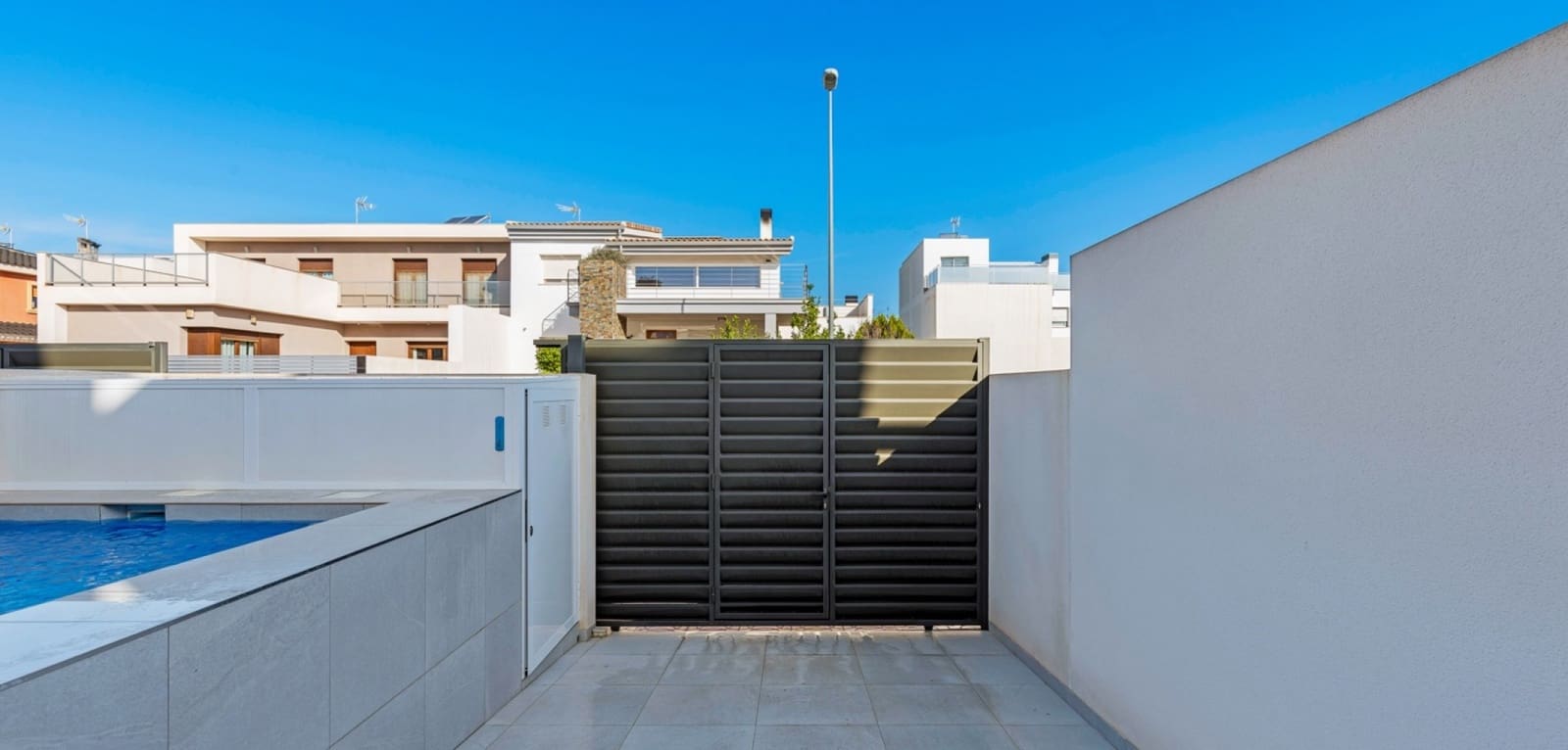 4 bedroom Villa for sale in Rojales with pool - € 369,000 (Ref: 10125023)
