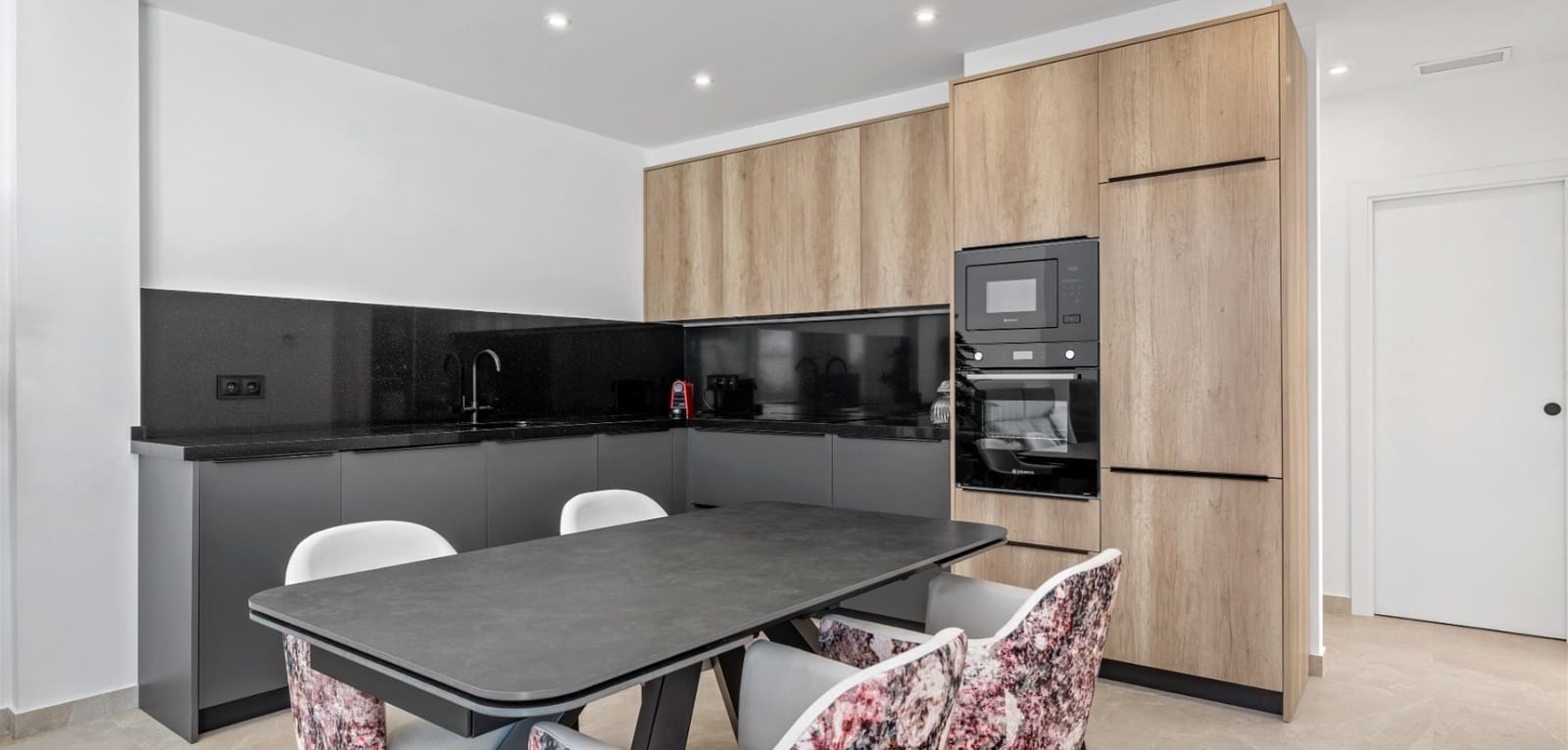 3 soveværelse Villa til salg i Daya Nueva med swimmingpool - € 399.900 (Ref: 10135027)