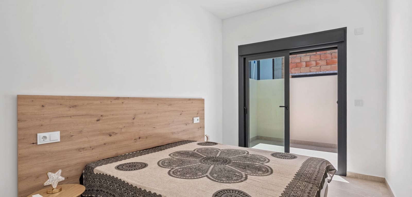 3 soveværelse Villa til salg i Daya Nueva med swimmingpool - € 399.900 (Ref: 10135027)