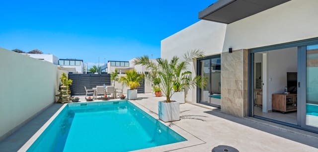 3 soveværelse Villa til salg i Daya Nueva med swimmingpool - € 399.900 (Ref: 10135027)