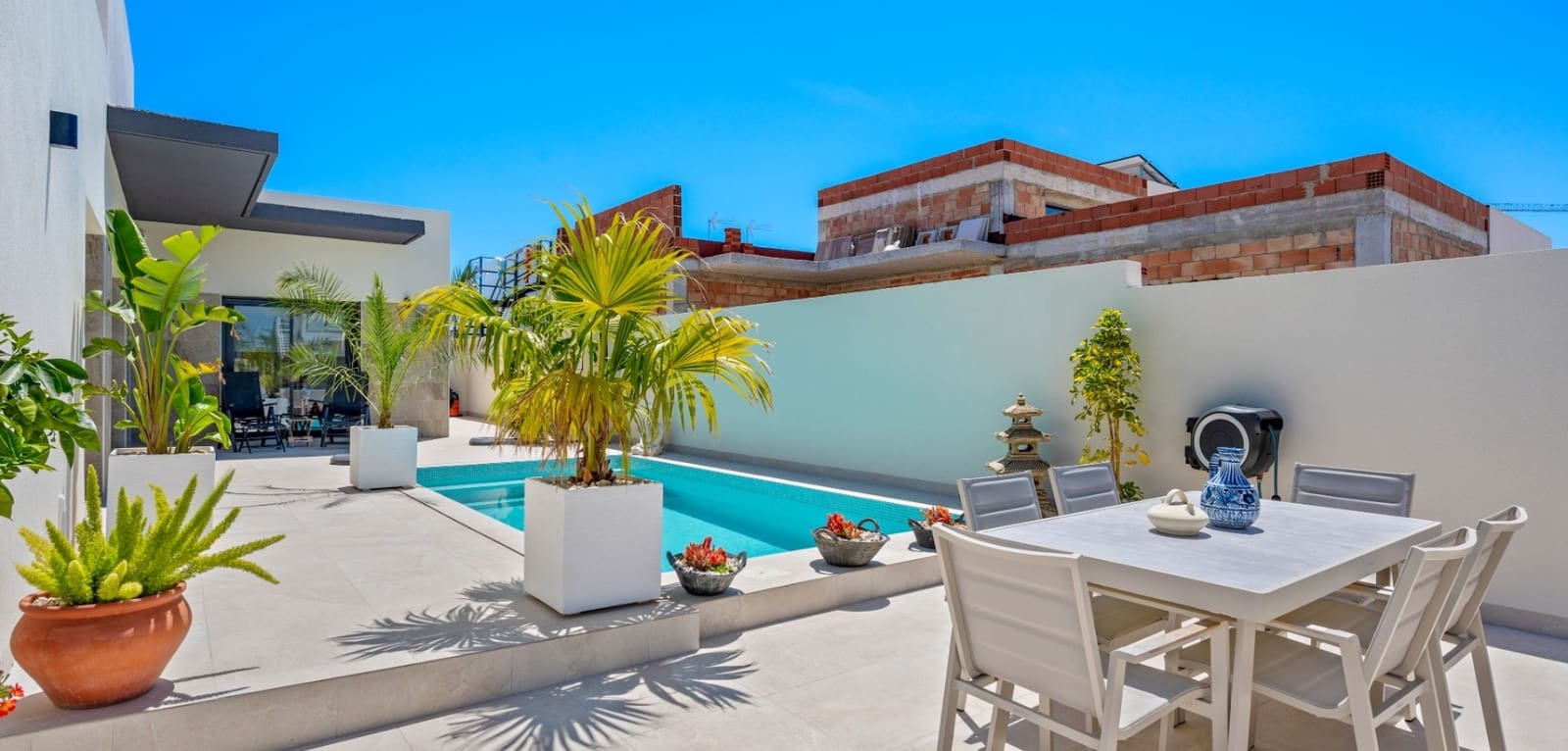3 soveværelse Villa til salg i Daya Nueva med swimmingpool - € 399.900 (Ref: 10135027)