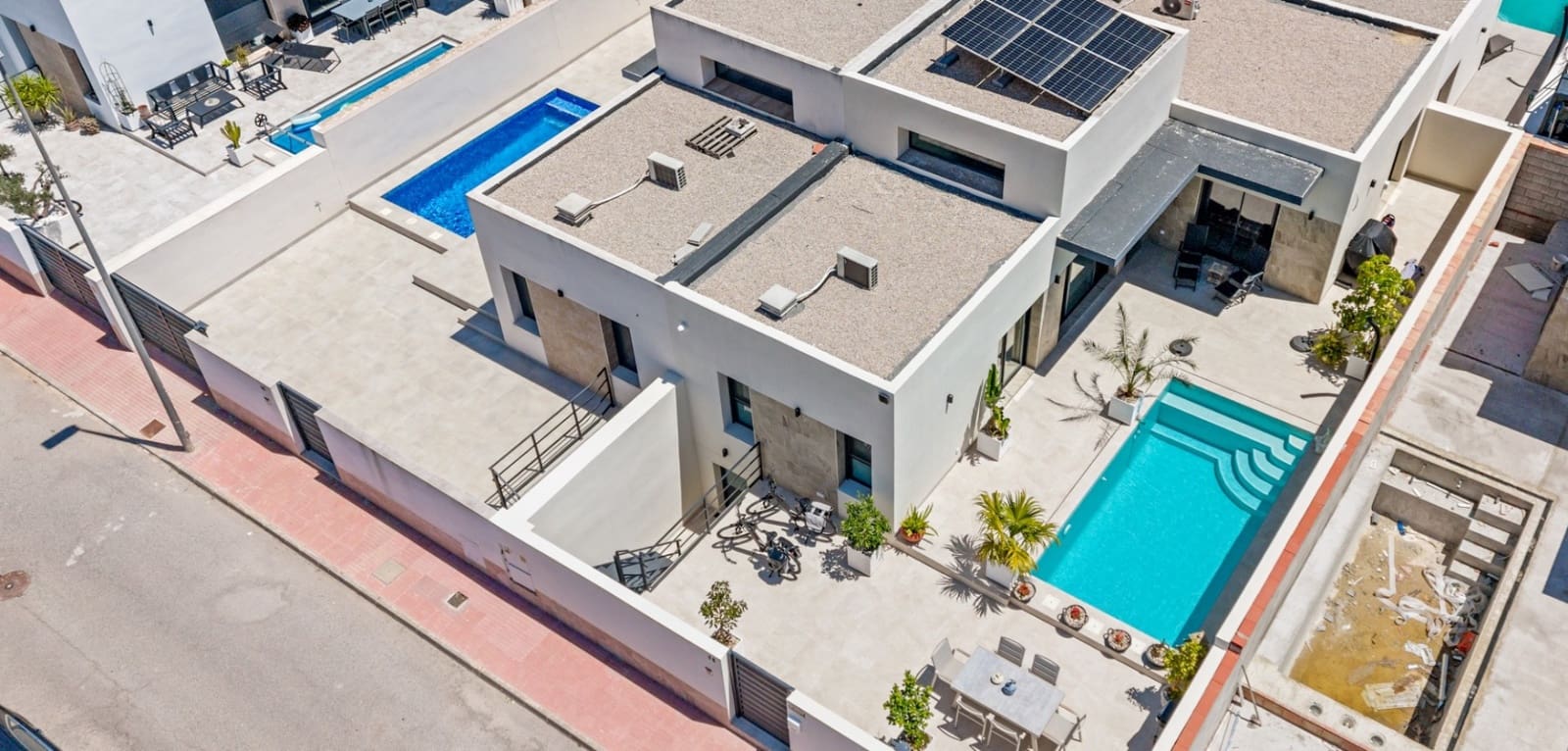 3 soveværelse Villa til salg i Daya Nueva med swimmingpool - € 399.900 (Ref: 10135027)