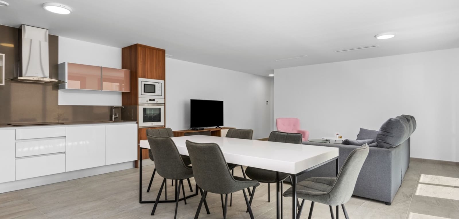 5 slaapkamer Villa te koop in San Miguel de Salinas met zwembad garage - € 499.990 (Ref: 10135028)