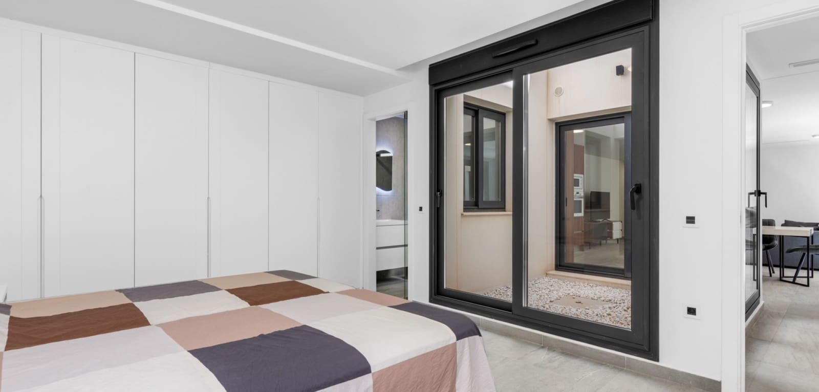 5 slaapkamer Villa te koop in San Miguel de Salinas met zwembad garage - € 499.990 (Ref: 10135028)