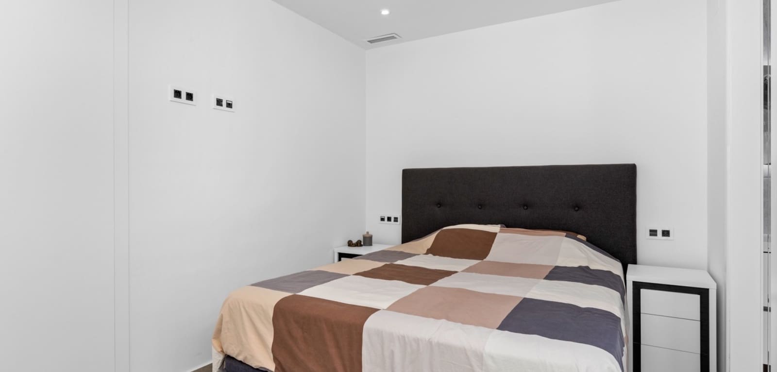 5 slaapkamer Villa te koop in San Miguel de Salinas met zwembad garage - € 499.990 (Ref: 10135028)